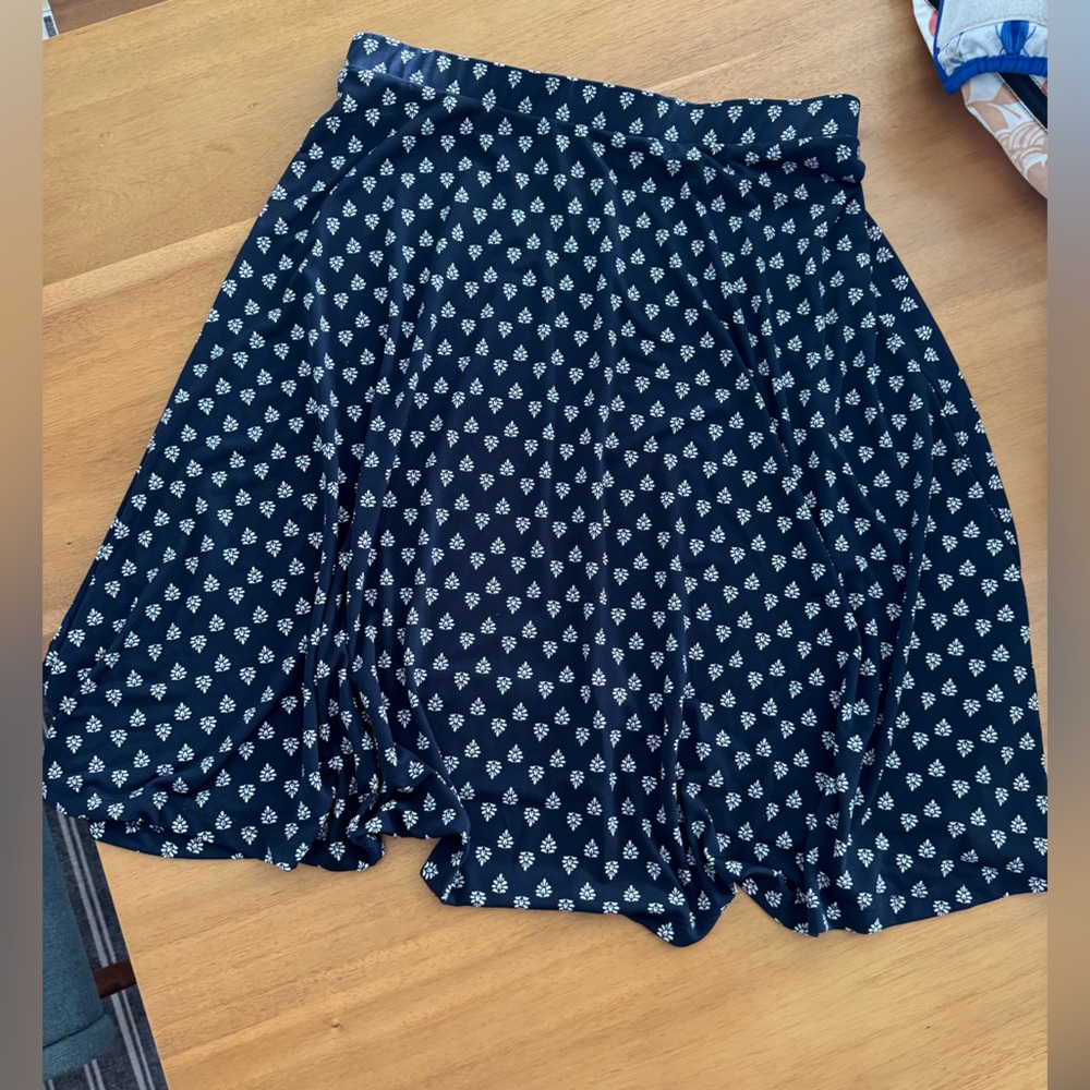 Gilli Blue and White Skater Skirt Knee-Length Casual
